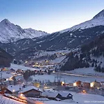 Wallis By Interhome Апартаменти *