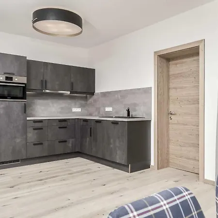 Wallis By Interhome זולדן