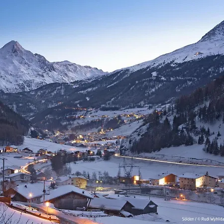 Wallis By Interhome דירה *